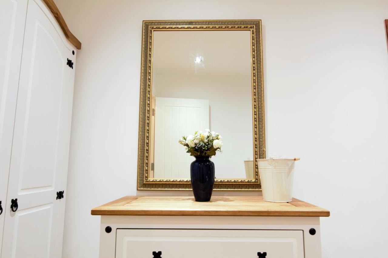 Stylish 2 Bedroom Apartment In The Heart Of Greenwich Londra Exterior foto