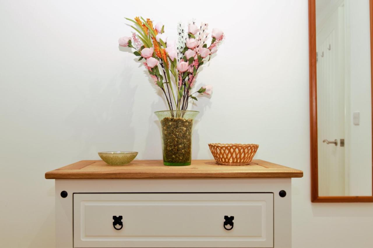 Stylish 2 Bedroom Apartment In The Heart Of Greenwich Londra Exterior foto