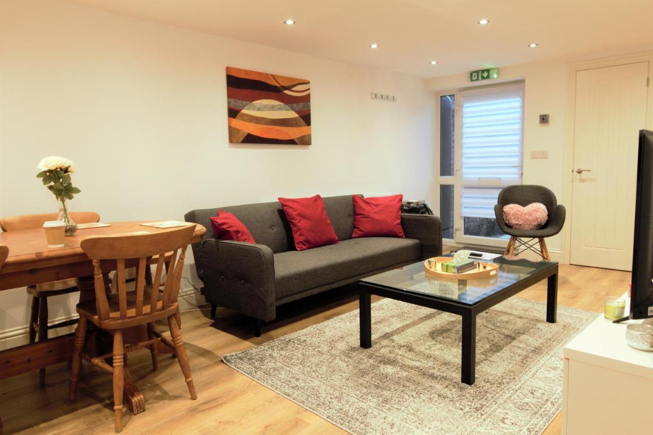 Stylish 2 Bedroom Apartment In The Heart Of Greenwich Londra Exterior foto