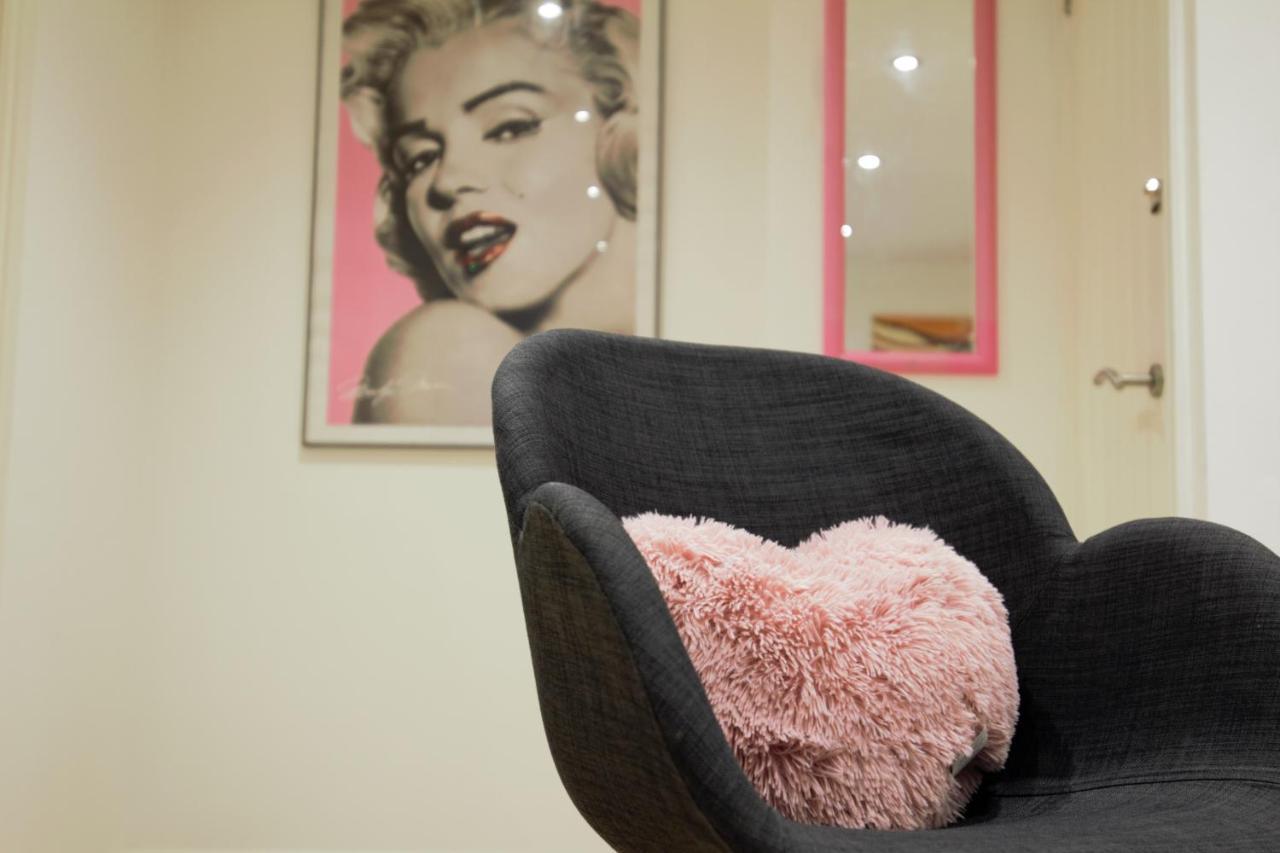 Stylish 2 Bedroom Apartment In The Heart Of Greenwich Londra Exterior foto