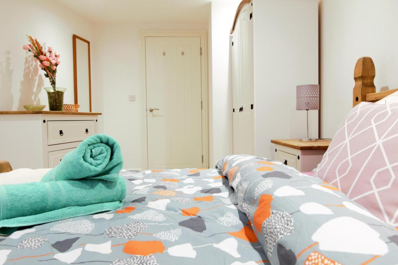 Stylish 2 Bedroom Apartment In The Heart Of Greenwich Londra Exterior foto